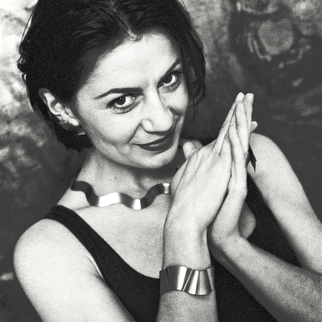 Folded Hands - ID 012064