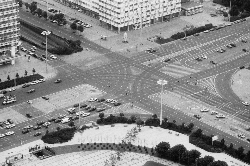 Television Tower V - ID 012201