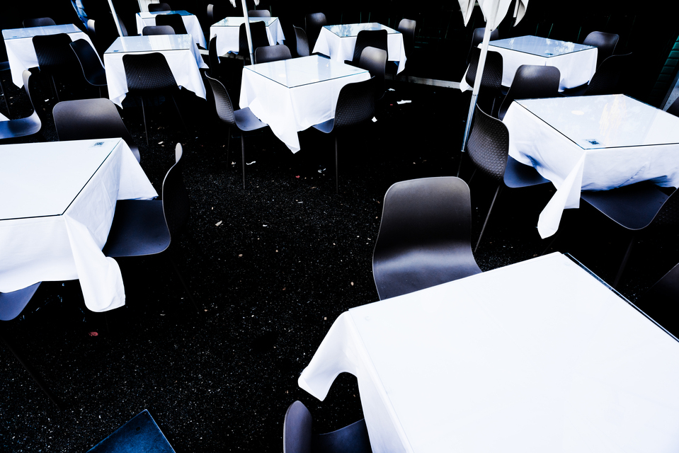 White Tables and Black Chairs - ID 012394