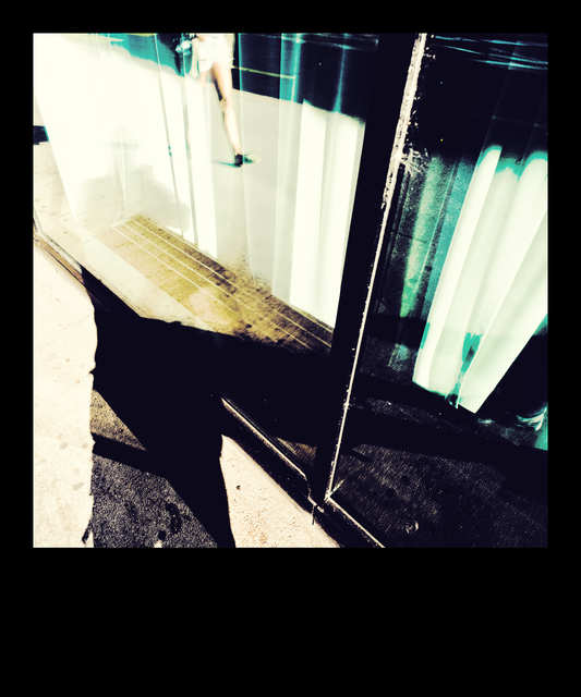 Street Reflexion I - ID 012402