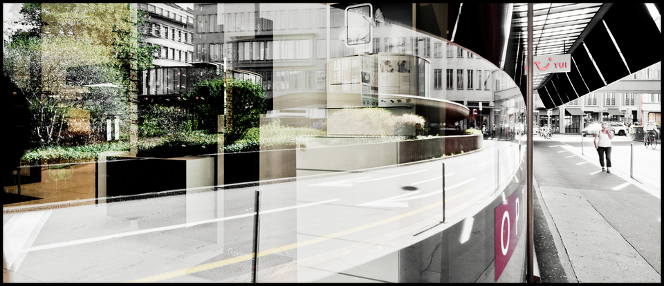 Reflective Curve III - ID 012455