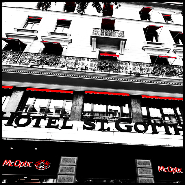 Red Awnings - ID 012556