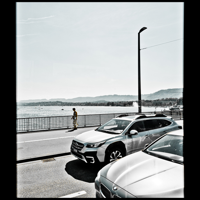 Out of Tram - ID 012557