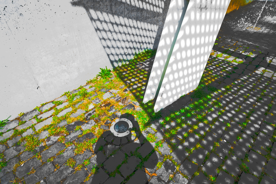 Construction and Shadows II - ID 012569