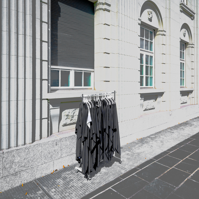 Drying Robe II - ID 012591