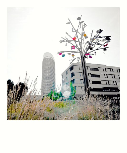 Steel Tree - ID 012610