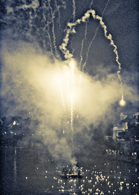 Serenade of Lights IV - ID 012923