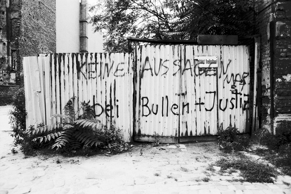 KEINE AUSSAGEN - ID 013225