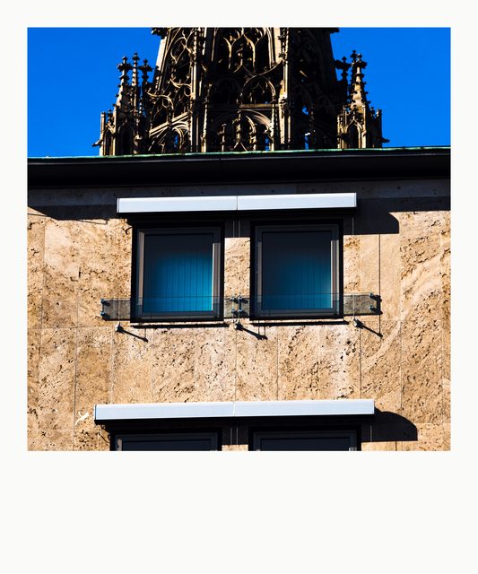 Face with Hat - ID 013268