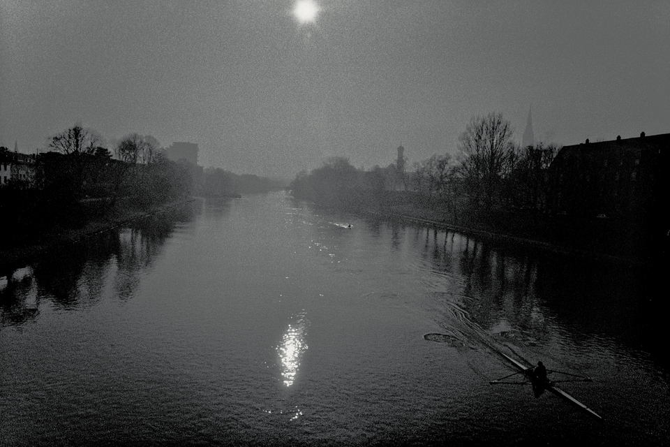Foggy Danube Rowing II - ID 013458