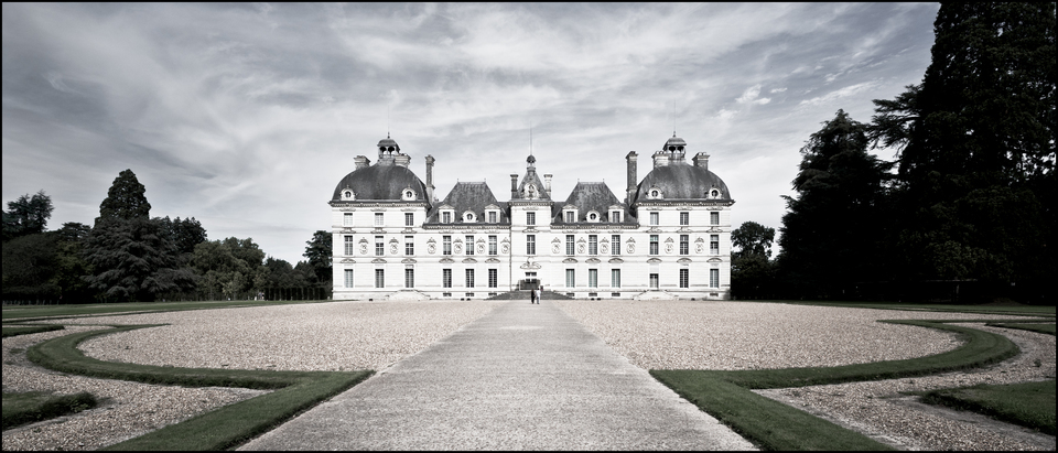 Up to the Castle I - ID 013554