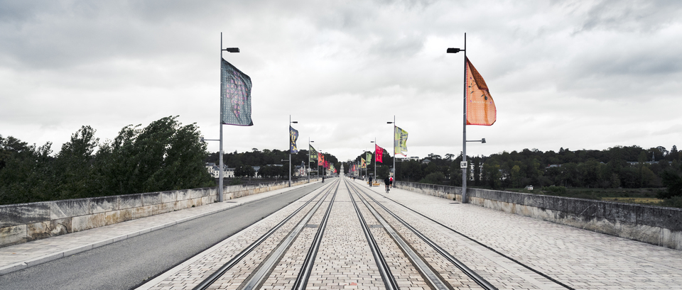 Tours Bridge II - ID 013701