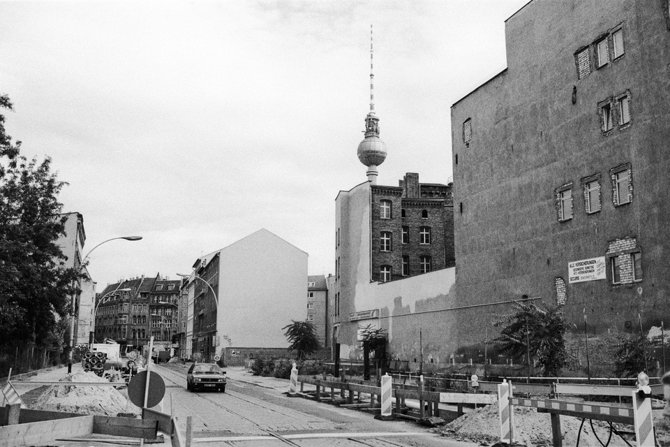 Ordinary Street of Berlin II - ID 013734