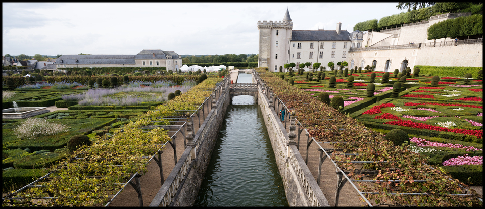 Castle Garden Channel - ID 013793