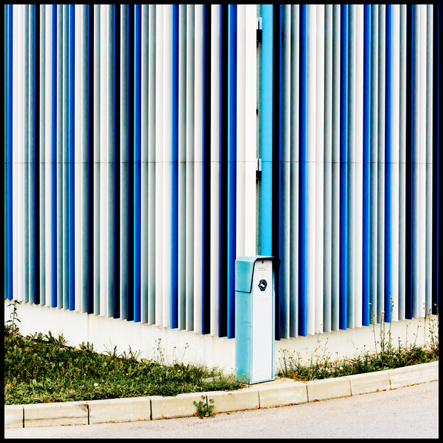 Vertical Stripes I - ID 014002