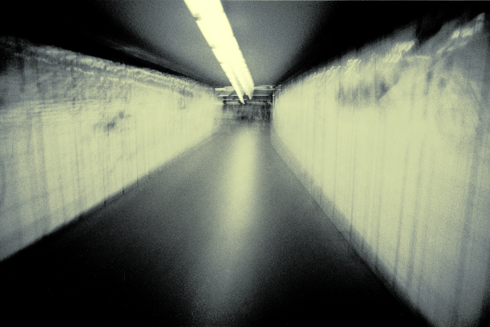 Through Underpass II - ID 014049